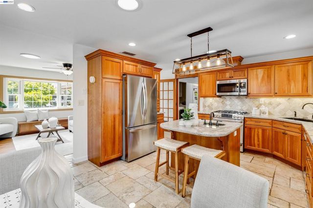 3938 Harvard Ct, Livermore, CA 94550