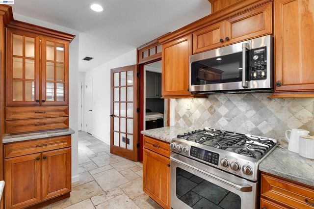 3938 Harvard Ct, Livermore, CA 94550