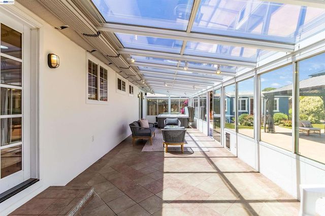 3938 Harvard Ct, Livermore, CA 94550