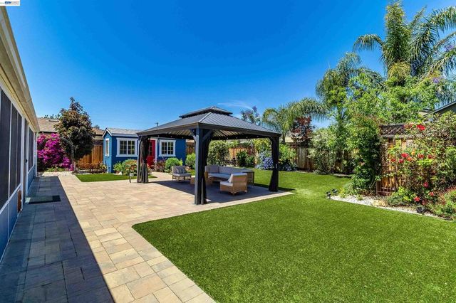 3938 Harvard Ct, Livermore, CA 94550