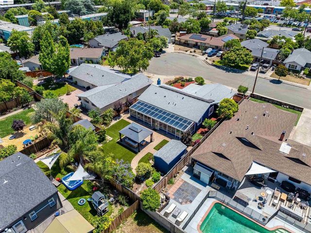 3938 Harvard Ct, Livermore, CA 94550