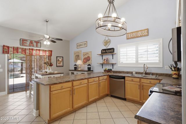 6009 N ALMANZA Lane, Litchfield Park, AZ 85340