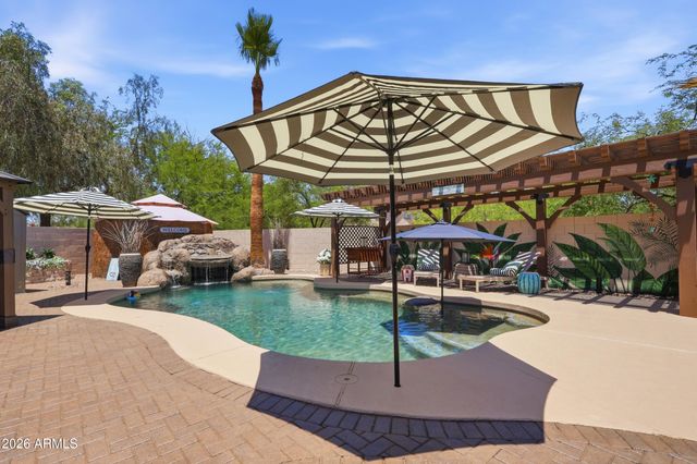 6009 N ALMANZA Lane, Litchfield Park, AZ 85340