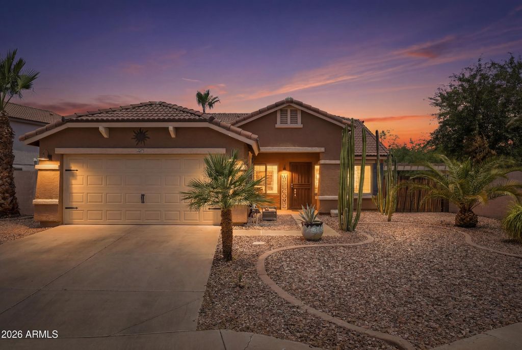 6009 N ALMANZA Lane, Litchfield Park, AZ 85340