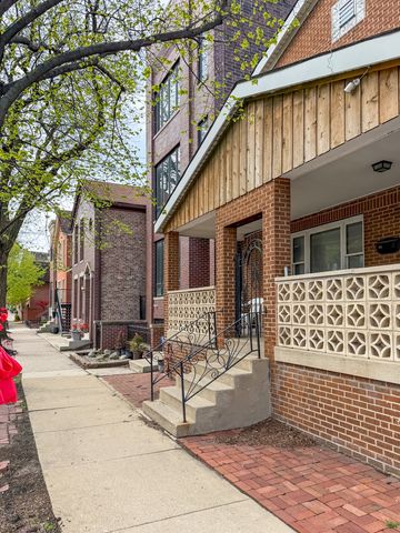 702 S May Street, Chicago, IL 60607