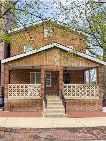702 S May Street, Chicago, IL 60607