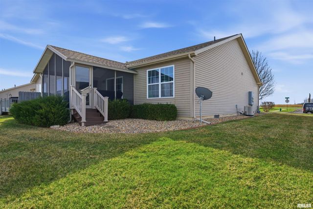 1423 CALVIN Drive, Washington, IL 61571