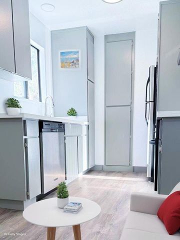 1734 W El Camino Real 7, Mountain View, CA 94040