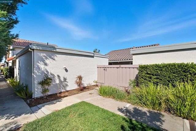 23 Mt Wilson Way, Clayton, CA 94517