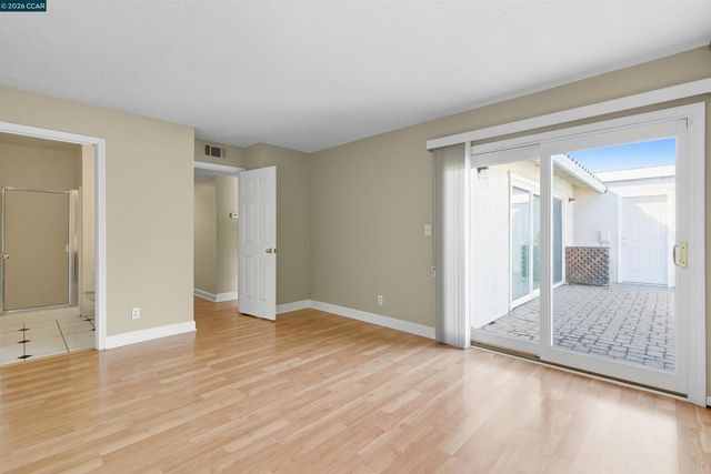 23 Mt Wilson Way, Clayton, CA 94517