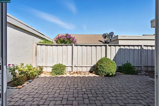 23 Mt Wilson Way, Clayton, CA 94517