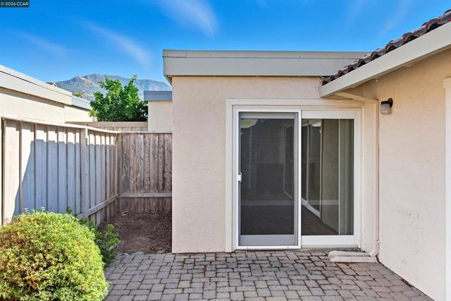 23 Mt Wilson Way, Clayton, CA 94517