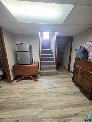 1428 E 5th St Street, Sioux Falls, SD 57103