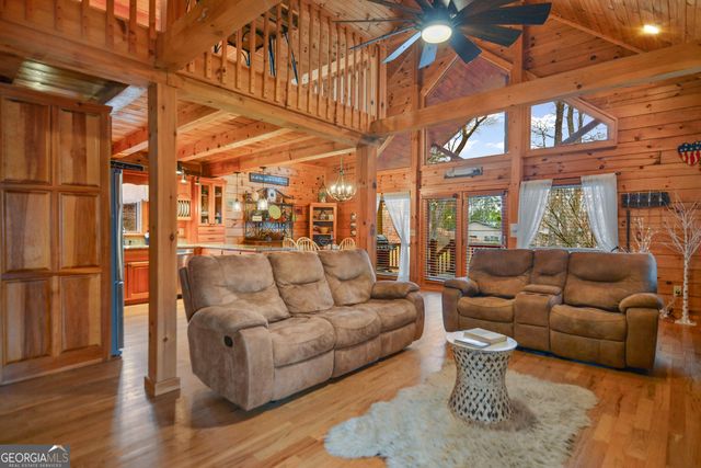 385 Shields Road, Mineral Bluff, GA 30559