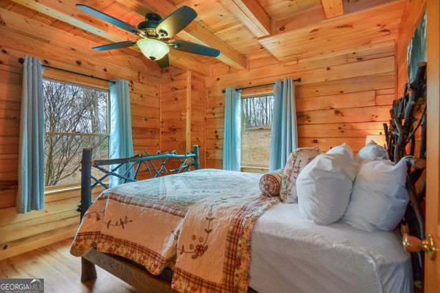 385 Shields Road, Mineral Bluff, GA 30559