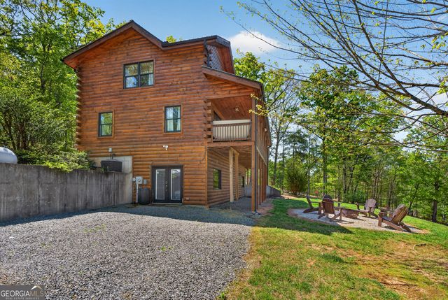 385 Shields Road, Mineral Bluff, GA 30559
