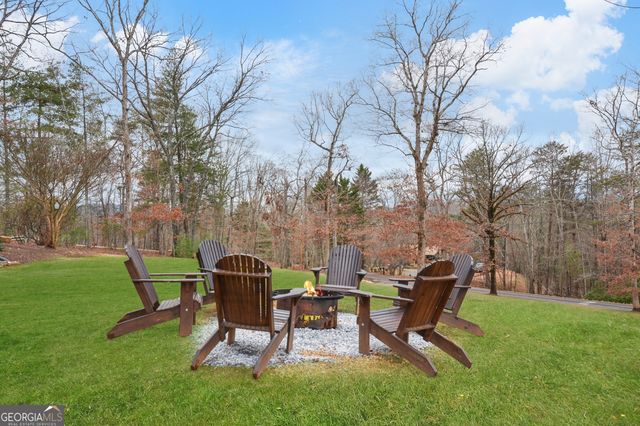 385 Shields Road, Mineral Bluff, GA 30559