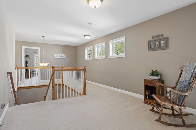 26404 W Red Apple Road, Plainfield, IL 60585