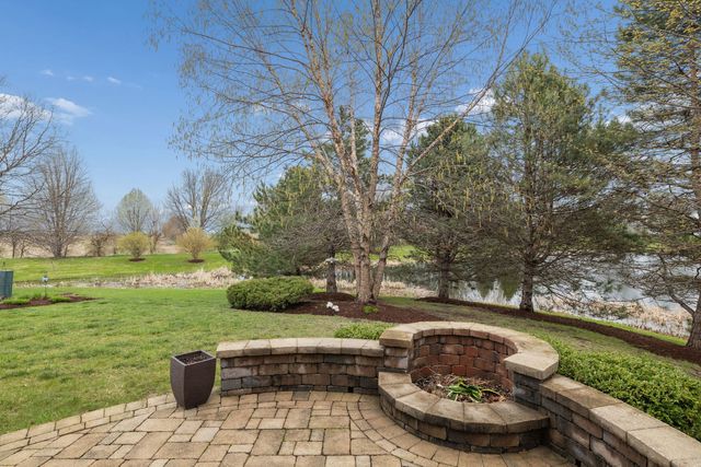 26404 W Red Apple Road, Plainfield, IL 60585