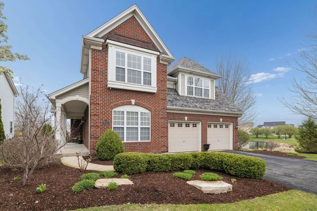 26404 W Red Apple Road, Plainfield, IL 60585