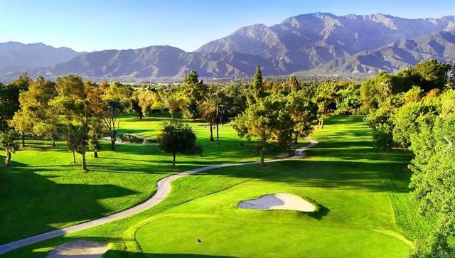975 Pebble Beach, Upland, CA 91784