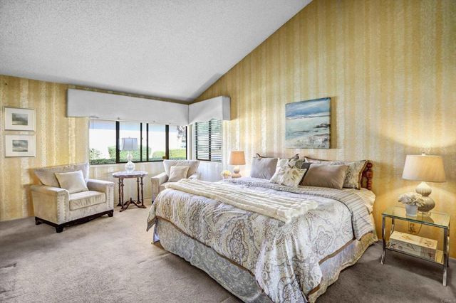 975 Pebble Beach, Upland, CA 91784