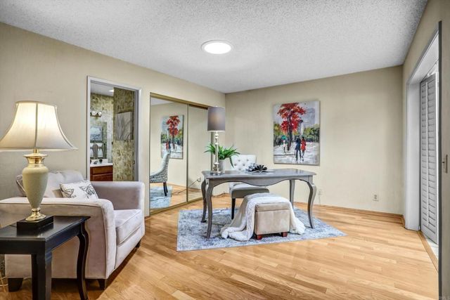 975 Pebble Beach, Upland, CA 91784