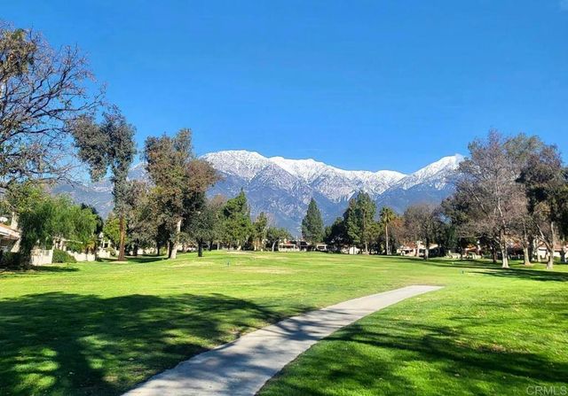 975 Pebble Beach, Upland, CA 91784