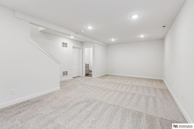 11316 N 161 Avenue, Bennington, NE 68007