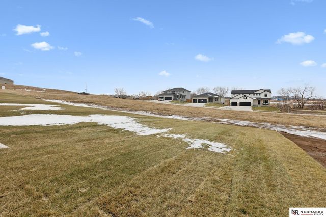 11316 N 161 Avenue, Bennington, NE 68007