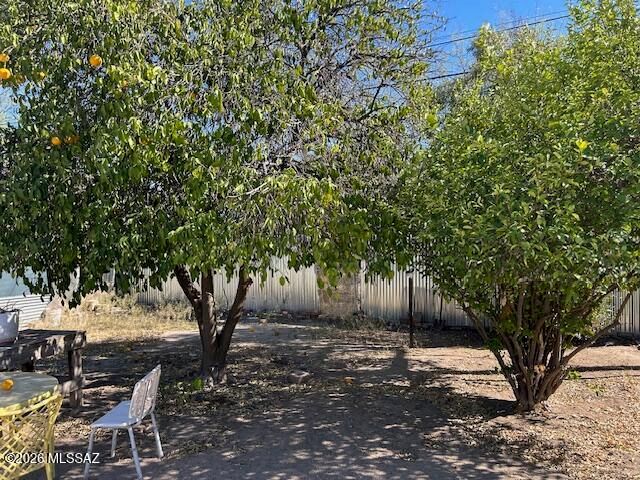 1527 W Niagara Street, Tucson, AZ 85745