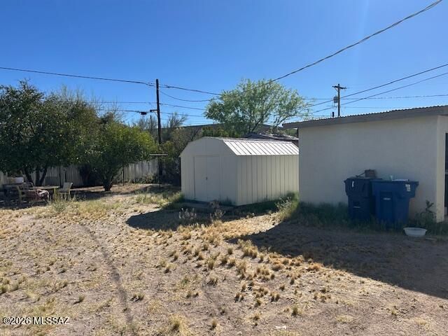 1527 W Niagara Street, Tucson, AZ 85745