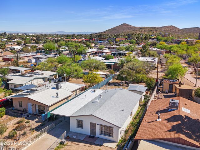 1527 W Niagara Street, Tucson, AZ 85745