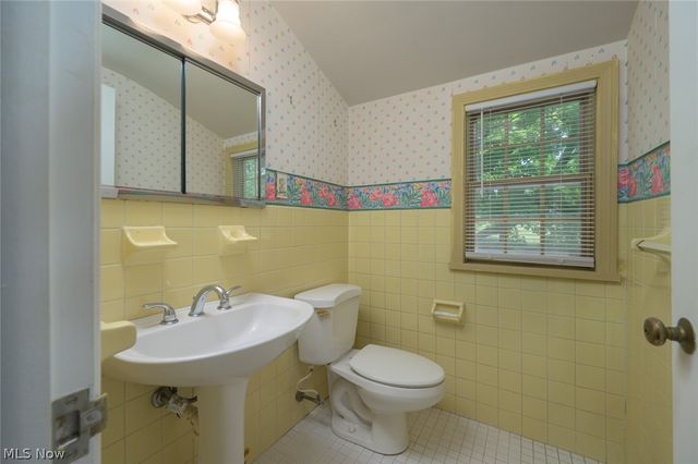 475 Brookpark Drive, Canfield, OH 44406