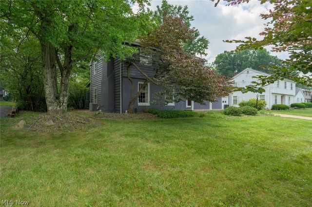 475 Brookpark Drive, Canfield, OH 44406