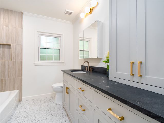 1511 Verano Drive, Dallas, TX 75218