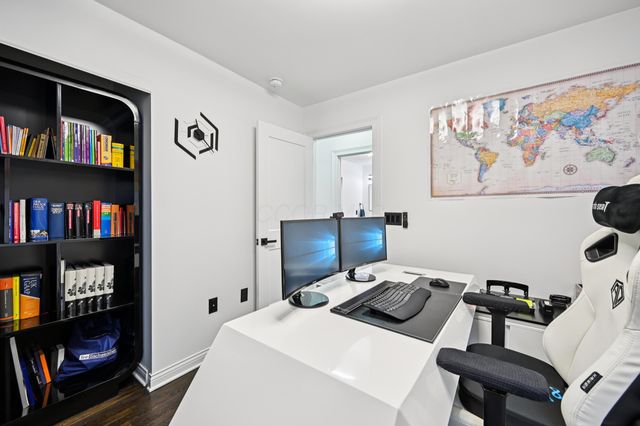 395 E Deshler Avenue, Columbus, OH 43206