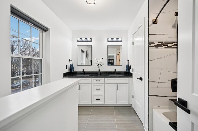 395 E Deshler Avenue, Columbus, OH 43206