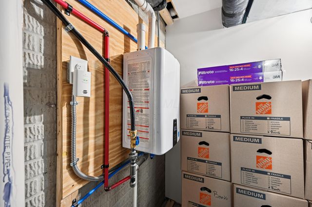 395 E Deshler Avenue, Columbus, OH 43206