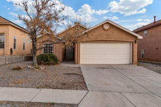 6847 Calle Cielo Avenue SW, Albuquerque, NM 87121