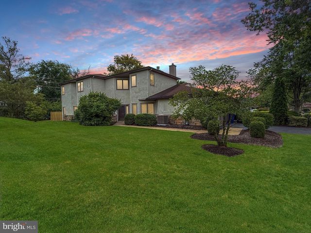 28 JACKIE DR., Trenton, NJ 08648