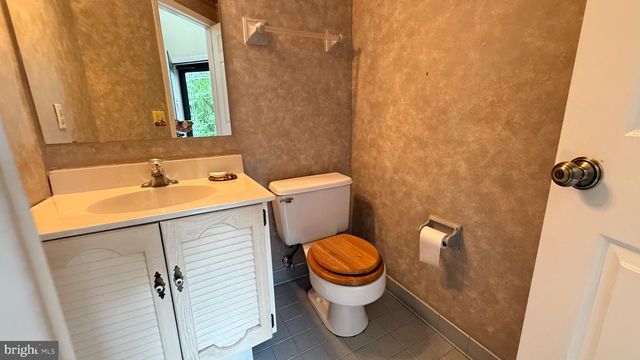 28 JACKIE DR., Trenton, NJ 08648