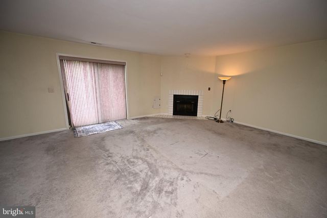 28 JACKIE DR., Trenton, NJ 08648