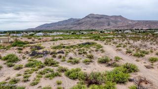 TBD Tres Amigos Road, Radium Springs, NM 88054