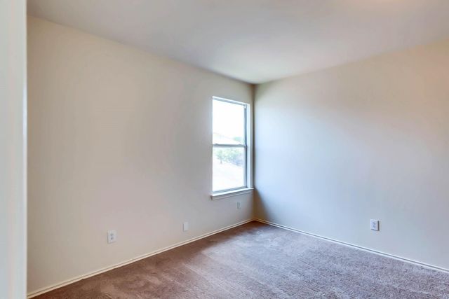 10900 Gerald Allen LOOP, Austin, TX 78748