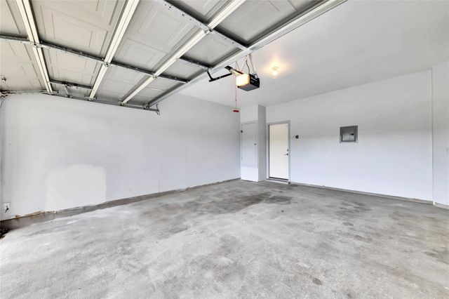 10900 Gerald Allen LOOP, Austin, TX 78748
