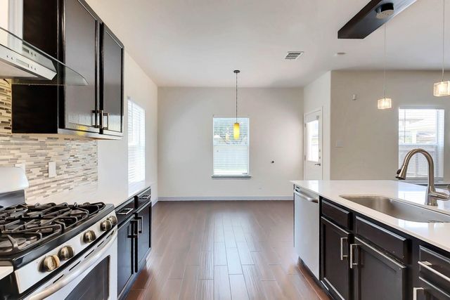 10900 Gerald Allen LOOP, Austin, TX 78748