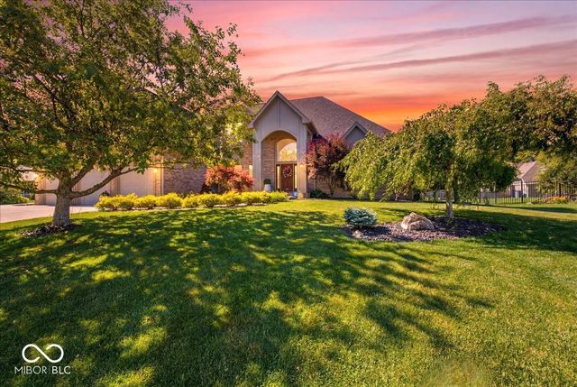 1918 Thistle Court, Avon, IN 46123