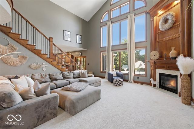 1918 Thistle Court, Avon, IN 46123