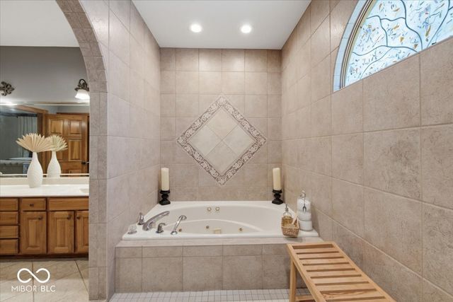 1918 Thistle Court, Avon, IN 46123